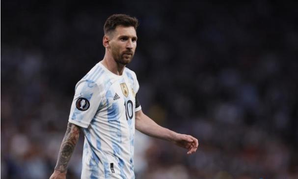 高盛：汇丰控股上季收入强劲 调高今年净利息收益指引